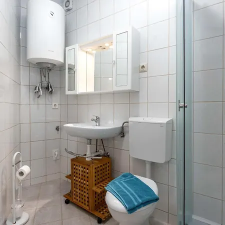 Amazing In With Kitchenette Apartman Crikvenica